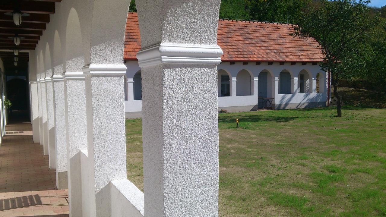 Bakta Haz Egerbakta Exterior photo